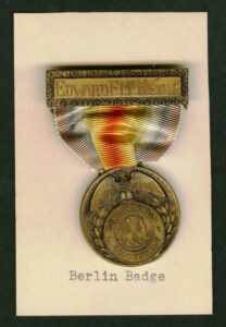 Great War Commemorative Medals Presented to Returning Veterans